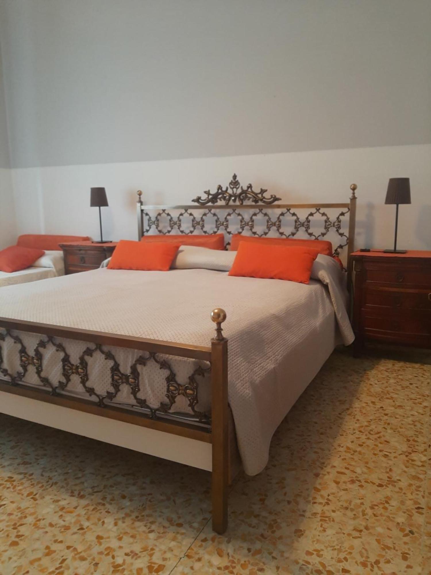 טרוויסו Travellers Lodge Bed & Rooms מראה חיצוני תמונה