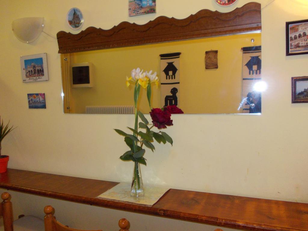 טרוויסו Travellers Lodge Bed & Rooms מראה חיצוני תמונה