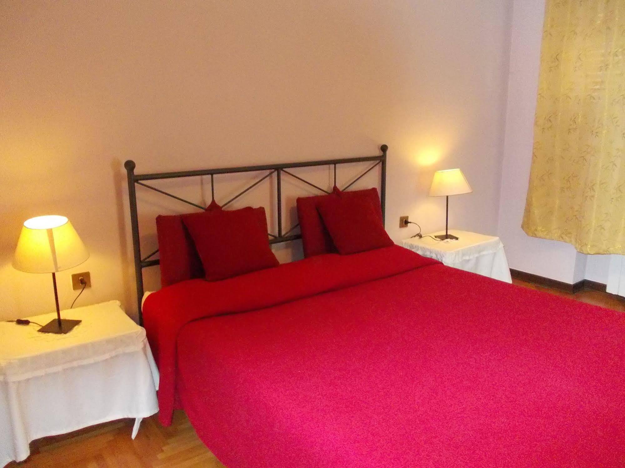 טרוויסו Travellers Lodge Bed & Rooms מראה חיצוני תמונה